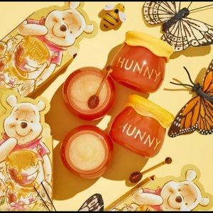 Colourpop Disney Winnie the Pooh Hunny Pot Lip Scrub & Mask Duo 🍯 brand new